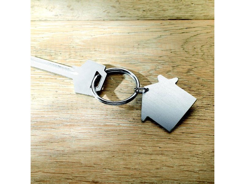 Metalen sleutelhanger huis