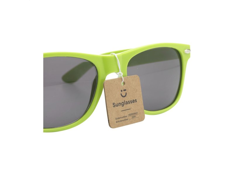 Malibu Zonnebril laten personaliseren – Trendy promotiezonnebril met logo | GiftsDirect Malibu Zonnebril laten personaliseren – Trendy promotiezonnebril met logo | GiftsDirect