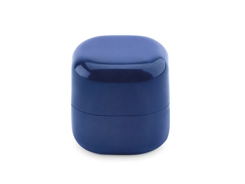 Lippenbalsem in kubus vorm