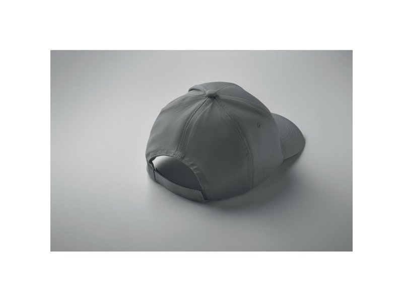 5 panelen baseballpet van katoenen twill 160g/m² met verstelbare klittenbandsluiting.