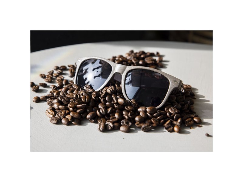 Coffee Sunglasses zonnebril laten bedrukken – Duurzaam promotieartikel met logo | GiftsDirect Coffee Sunglasses zonnebril laten bedrukken – Duurzaam promotieartikel met logo | GiftsDirect